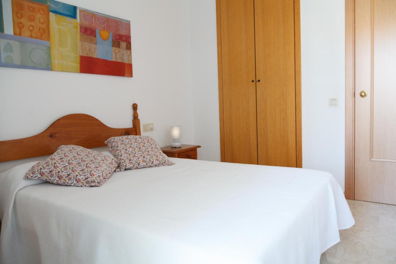 Uhc Aquamarina Apartments La Pineda Exterior foto